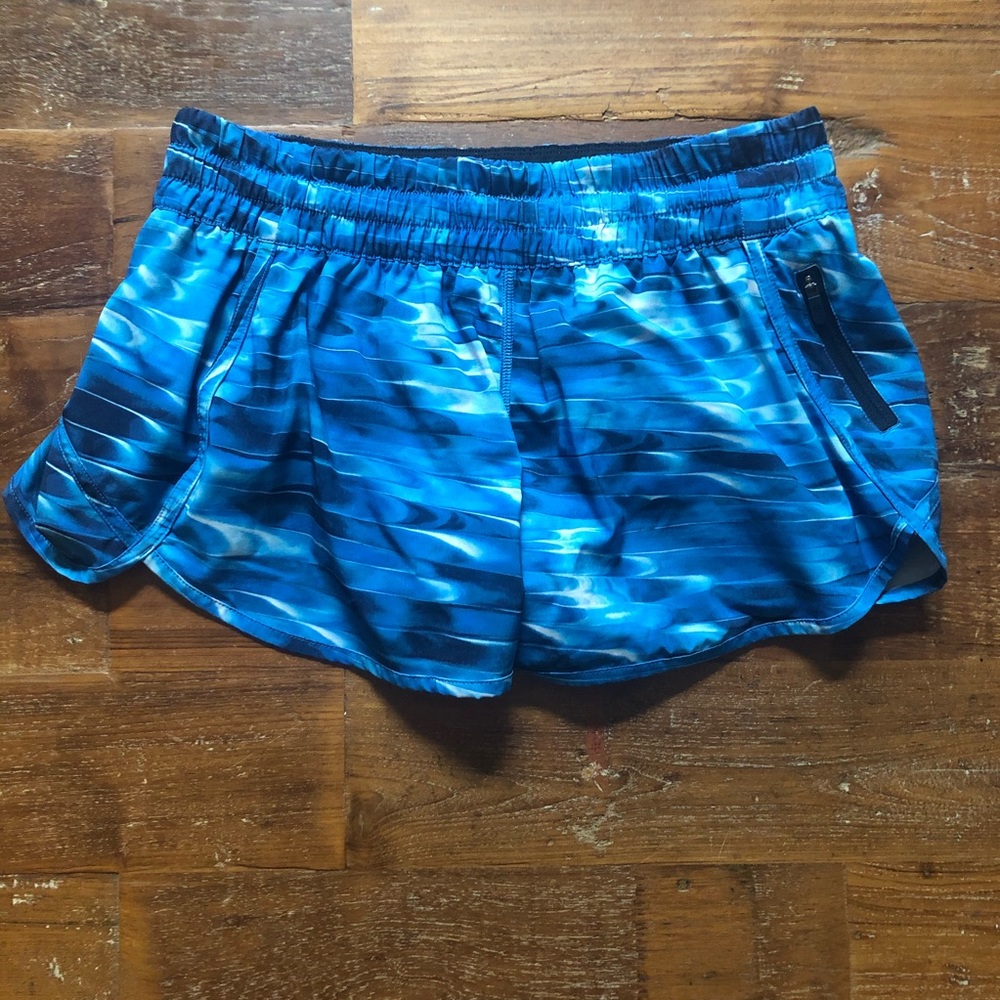 Lululemon Tracker Short 4inch